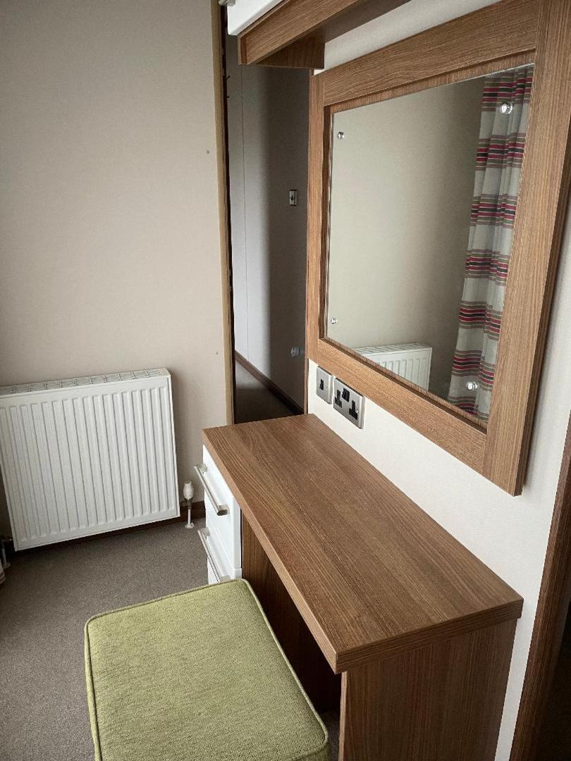 Newland's Apartment
